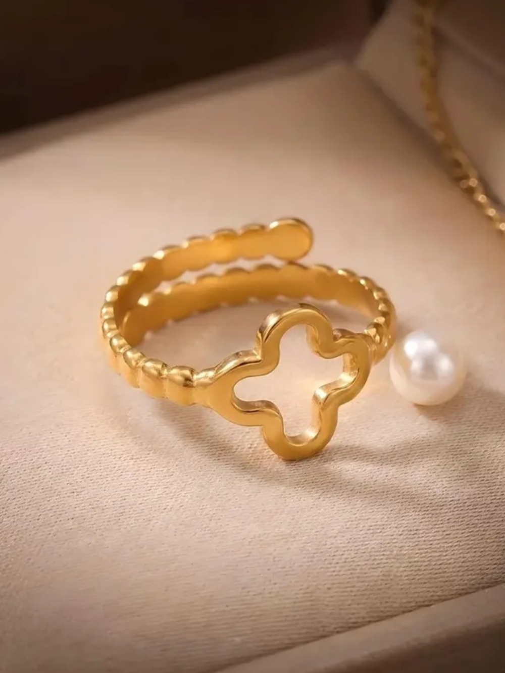 Gold Rhodium Clover Ring - Picture 2 of 3